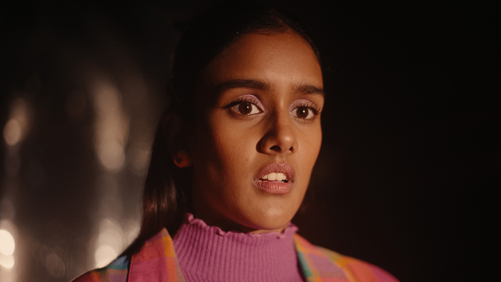 Photo 2 ITMRPIK_HighResStill_Bar2_16x9