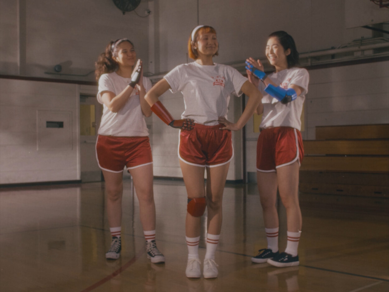 Photo 6 5_Girls_Dodgeball_1